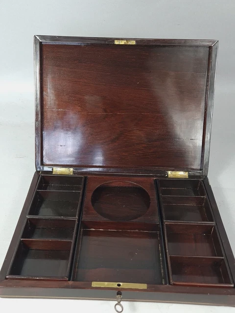 Coffret à Jeux Ancien En Cuir Façon Reliure – Déco Vintage, état D'usage
