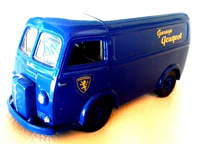 VEREM SOLIDO 1/43 Metal Pompier Peugeot D4A Fourgon Cantal V4332