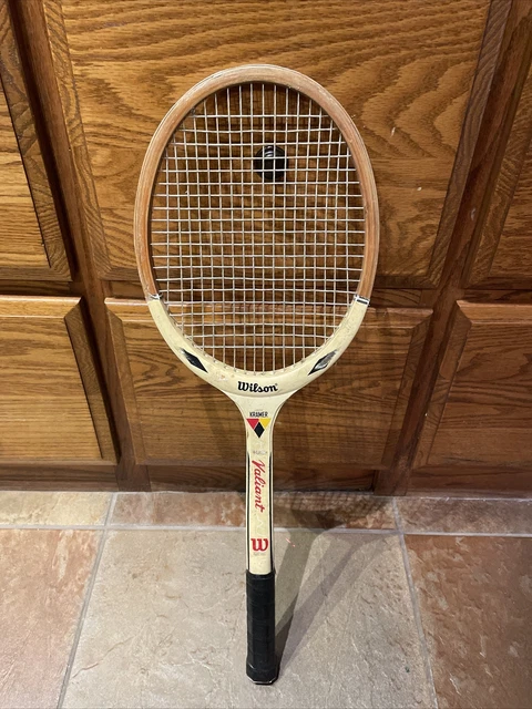 Raquette De Tennis Vintage Billie Jean King - Modèle Valiant Speed Wilson - Bois Ancien - Occasion En état Fonctionnel