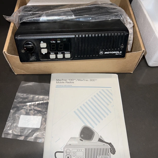 Motorola MaxTrac Radio FUD1684A  New With Box