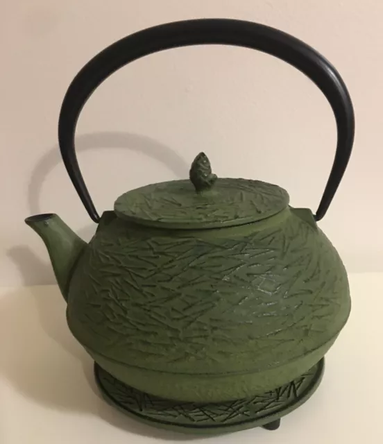 Japanese Tetsubin Cast Iron Teapot -Tea Kettle Green Pine Needles /w-hot plate