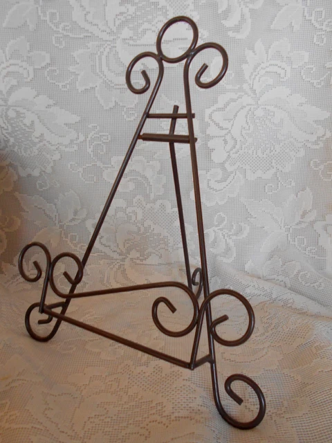 Ornate Brown Wrought Iron Metal Plate/Platter/Picture Stand / Easel - Folds Flat
