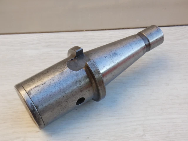 Cône De Fraisage SA40 Avec Porte-barreau Alésage 28 Mm + 1 Barreau - Occasion Bon état - Pour Tour Ou Fraiseuse