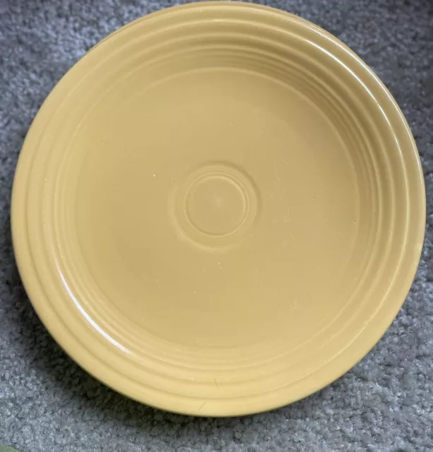 VINTAGE MCM Yellow possibly Fiesta Daffodil 9" Luncheon Plate RETRO DECO