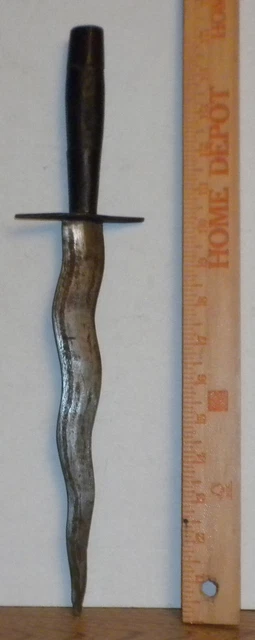 early 19thC antique primitive mexican fighting knife 15 1/2 inches long wood & i