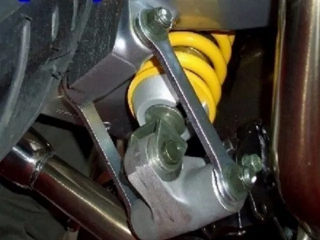 Hecktieferlegung Yamaha XVS 1300 -35mm Tieferlegung Lowering Kit low Bones RAC