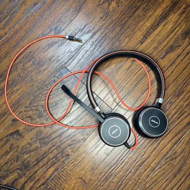 Tzumi retro 2025 boost wired headphones