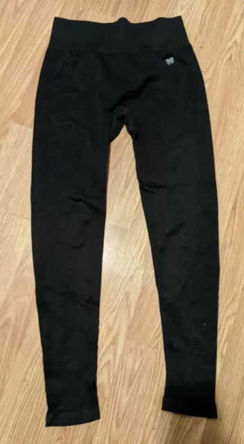 Teens Forever 21 leggings size M Black