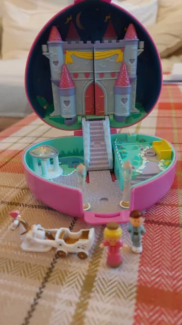 Vintage Polly Pocket Bluebird 1992 Starlight Castle with original figures.