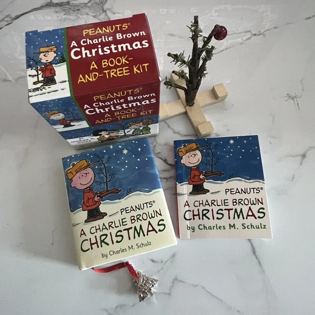 PEANUTS CHARLIE BROWN Christmas A Mini Book And Tree Kit Holidays Are