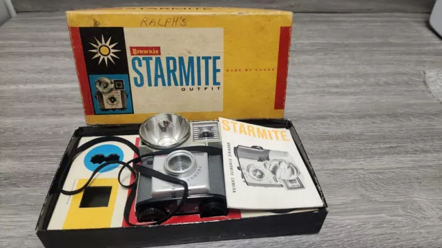Kodak Brownie Starmite Outfit Vintage 60s Hobby Camera And Flashbulbs  Untested 2
