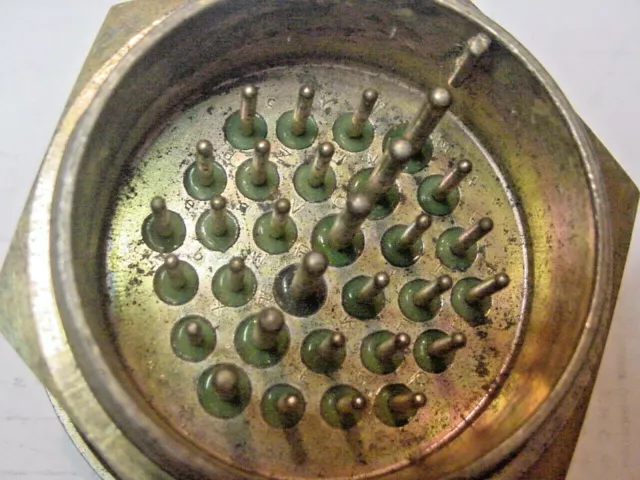 NOS ITT Mil Brass 30 Pin Male OBH 32-8P-002-A101 Connector 6 Heavy Pins Seal O