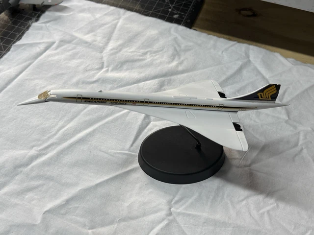 Maquette CONCORDE AIR FRANCE F-BTSD au 1/100 en Bois 60 cm de long