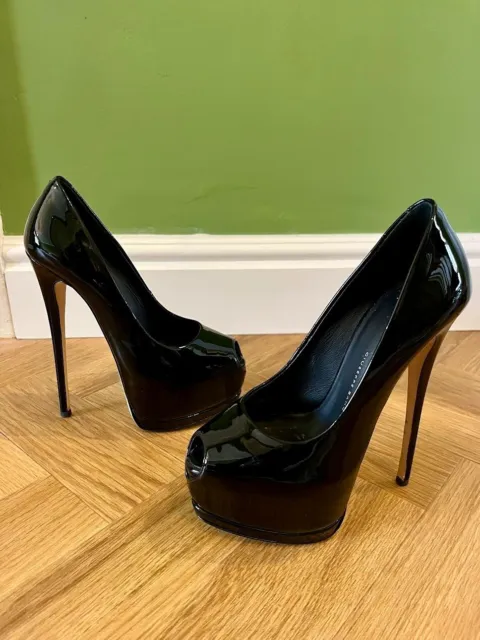 *Giuseppe Zanotti Sharon Black Patent Leather Platform Peep Toe Pumps Heels*