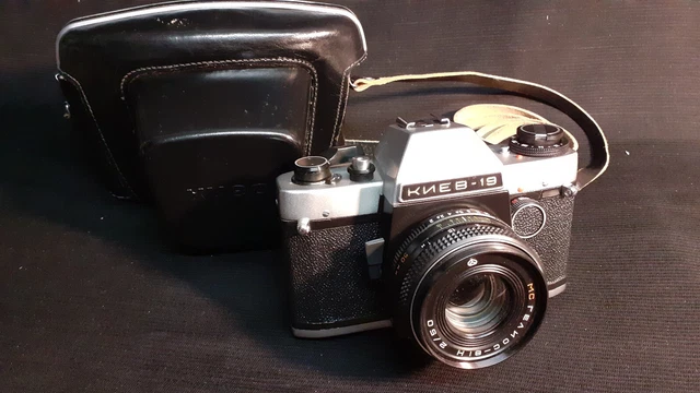 Vollmechanische Kamera Kiev 19 mit Nikon - Bajonett