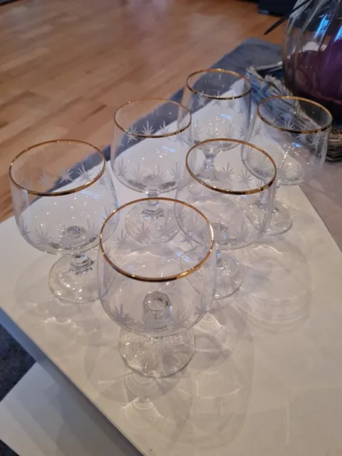 6 Weingläser altes  Kristallglas mit Goldrand