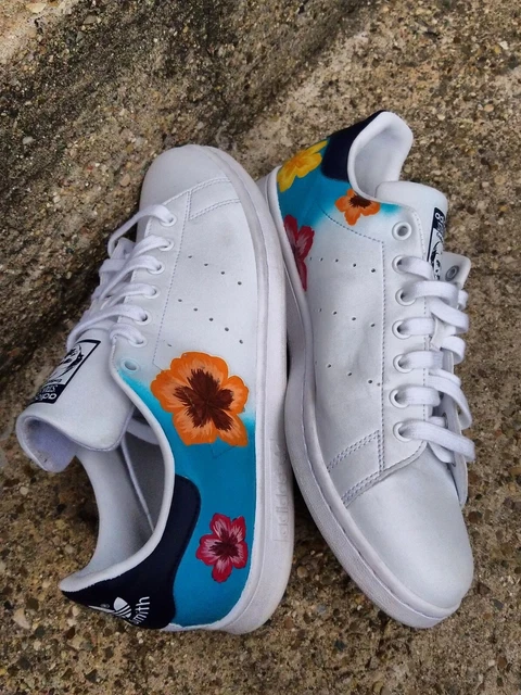 Stan smith flowerbomb discount