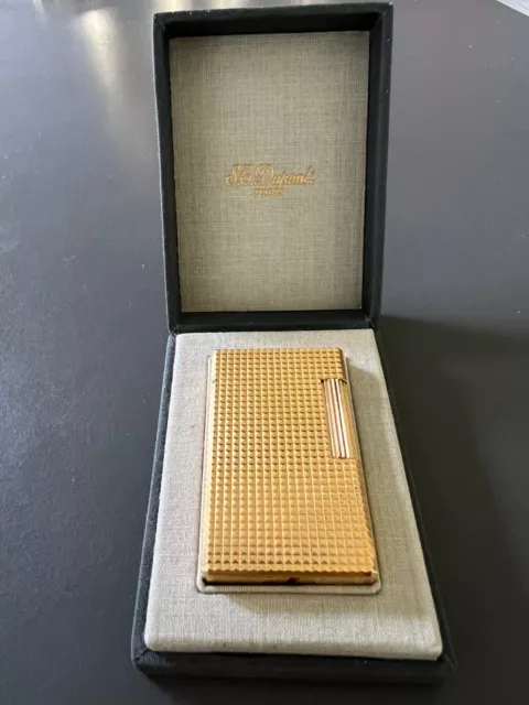 St. Dupont Feuerzeug Linie 1 aus Sammlung, vergoldet