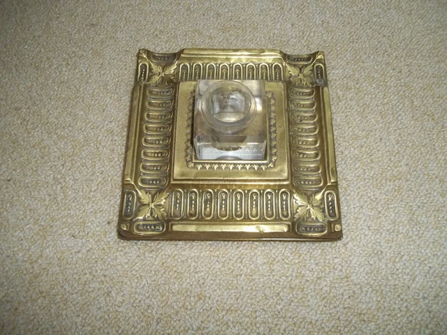 ANCIEN PICHET EN Laiton EUR 10,00 - FR