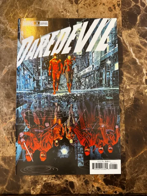 Daredevil #1 (Marvel, September 2022) variant cover