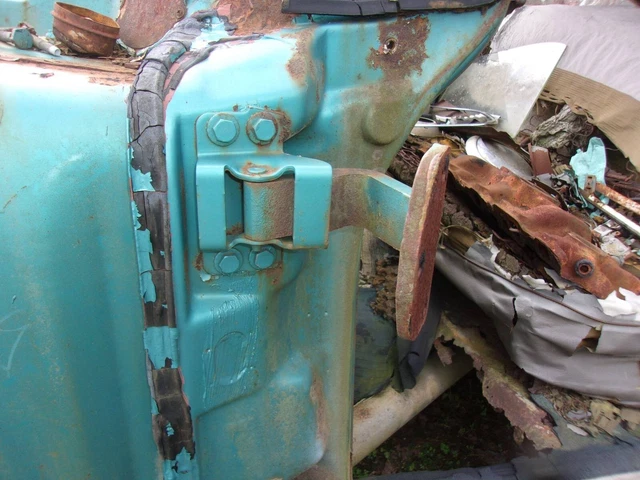 Project parts 1961 CHEVY PARKWOOD WAGON IMPALA BELAIR TOP LEFT DOOR HINGE