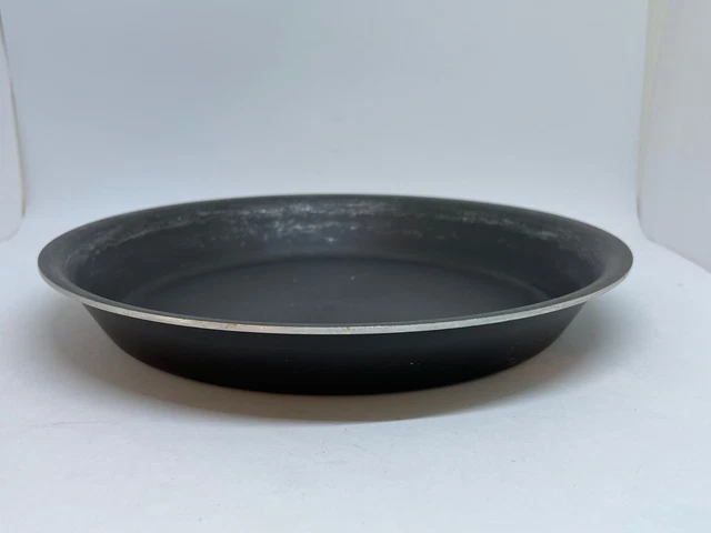 Vintage Miracle Maid 9.5" Metal Pie Pan West Bend WI USA One Owner 1976 Vintage Miracle Maid 9.5" Metal Pie Pan West Bend WI USA One Owner 1976