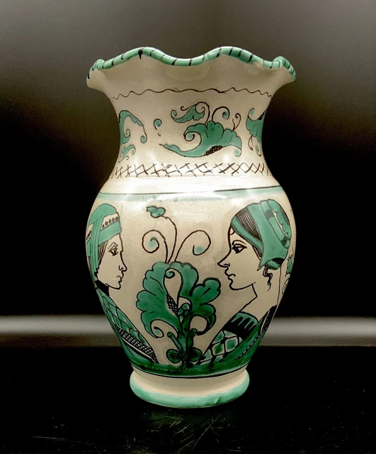 Vintage Deruta Italian Majolica Renaissance Medieval Portraits Profile 10” Vase