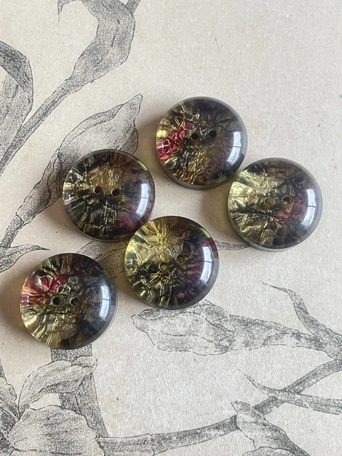 Lot De Boutons Anciens - Fabrication Française - Vintage - Collection