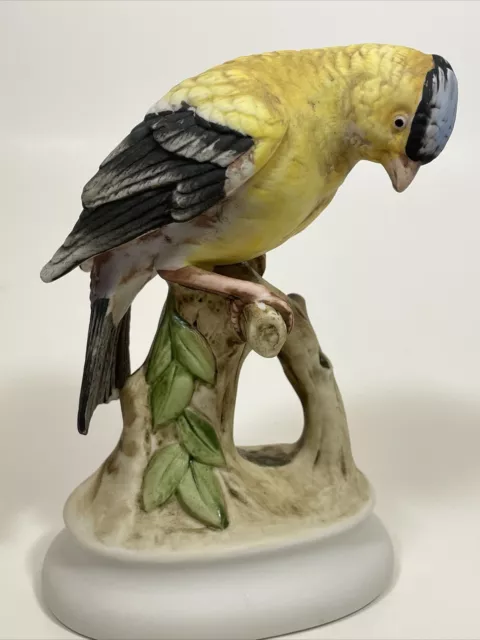 Vintage Lefton China Hand Painted Gold Finch KW395 Bird Figurine