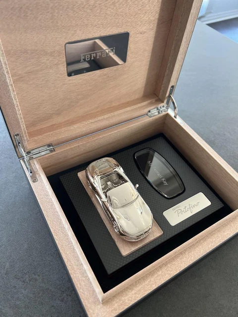 Ferrari Miniature Key Storage Case All Carbon Presentation Box