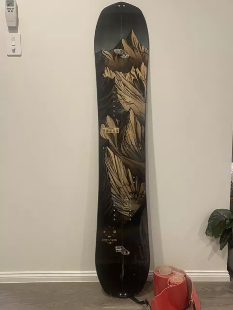 Jones Explorer 156 Split Snowboard & Skins as New 3