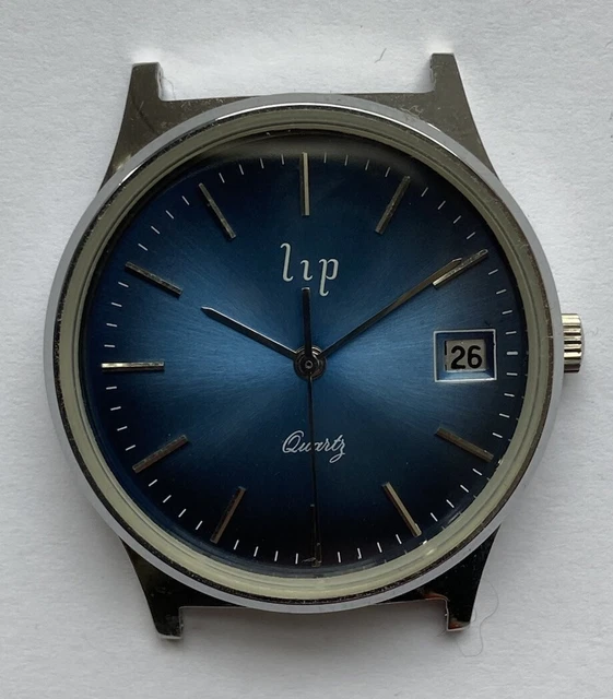 Boîtier Acier + Cadran LIP Quartz – Fond Bleu – 35,4 Mm – Neuf Avec Défauts (NOS)