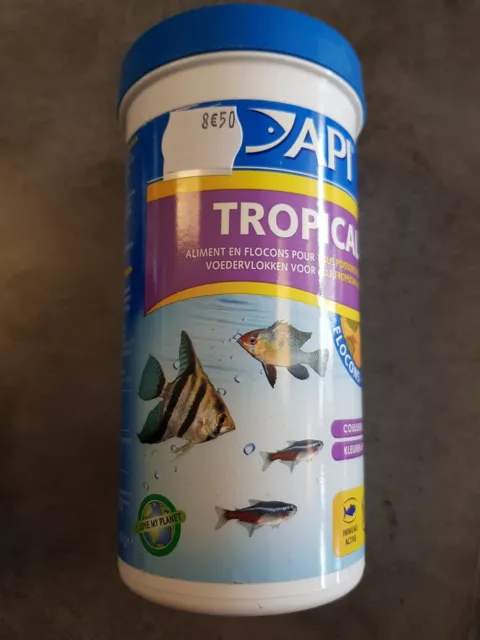 Aliment en flocons API Tropical 60g pour poissons tropicaux