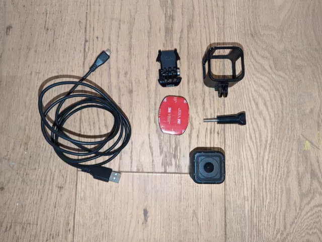 GoPro HERO Session HD Action Camera - Great Working Condition With Accessories