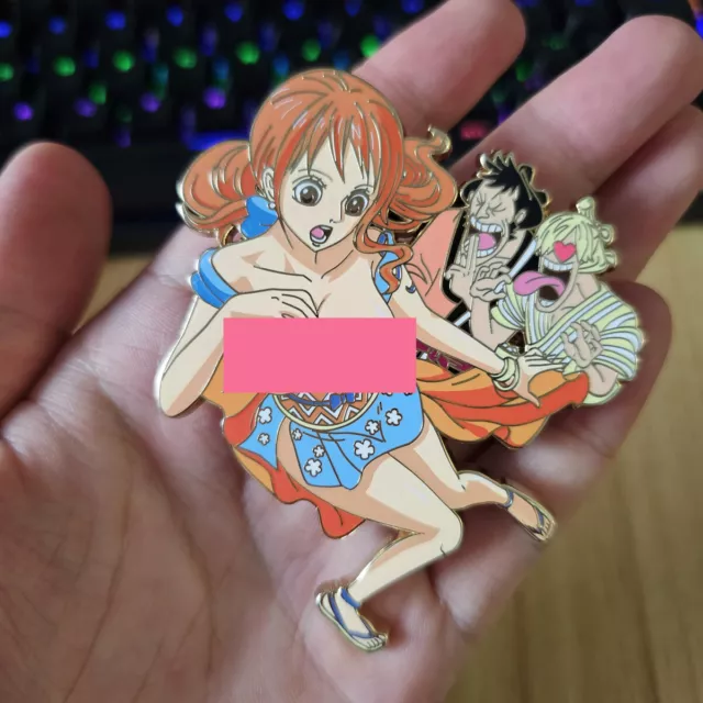 Original Anime ONE PIECE / Perona Metal Pin Badge Collectible Rare