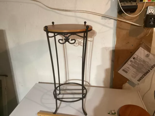 Longaberger Wrought Iron Umbrella Stand (Full Size) With Longaberger Shelf