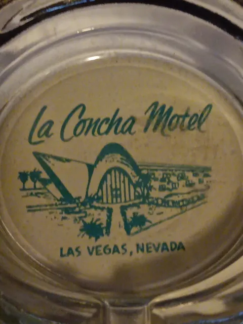 Vintage Las Vegas La Concha Motel Ashtray Smokey Glass Las Vegas Strip 4in Green