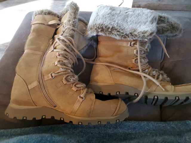 Skechers Shape Ups Size 9 Tan Winter Boots Suede Side Zip Faux Fur Lining EUC
