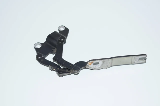 Charnière De Capot Avant Pour BMW Série 3 E91 (Break) - Gauche - Réf. BMW 7115263 Ou 7115264 - Occasion