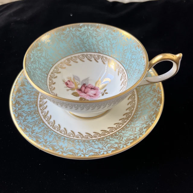 TAZA Y PLATILLO AYNSLEY FINA CHINA Azul TURQUESA con CENTRO ROSA FILIGRANA DORADA