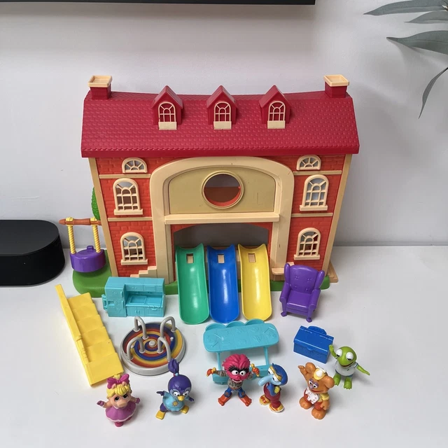 MUPPET BABIES SCHOOLHOUSE Playset with Figures School Nursery Summer Gonzo 52.50 PicClick UK
