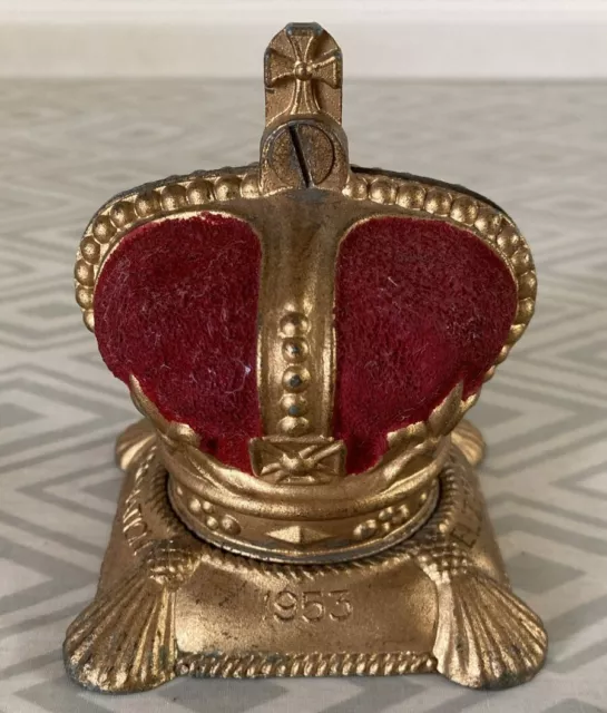 Vintage Metal Commemoration Ornament Crown Queen Elizabeth Ii June 2nd 1853 9cm