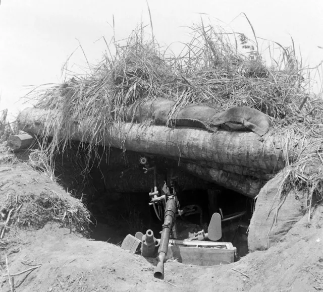 WW2 Photo WWII Captured Japanese Machine Gun  New Guinea  World War Two /1449