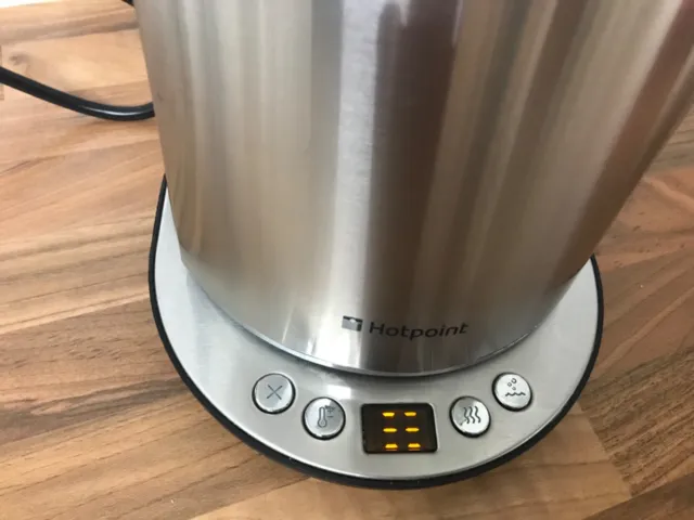 Hotpoint  Stainless Steel/Plastic Kettle. Wk 30E. Spares/ Repair 2