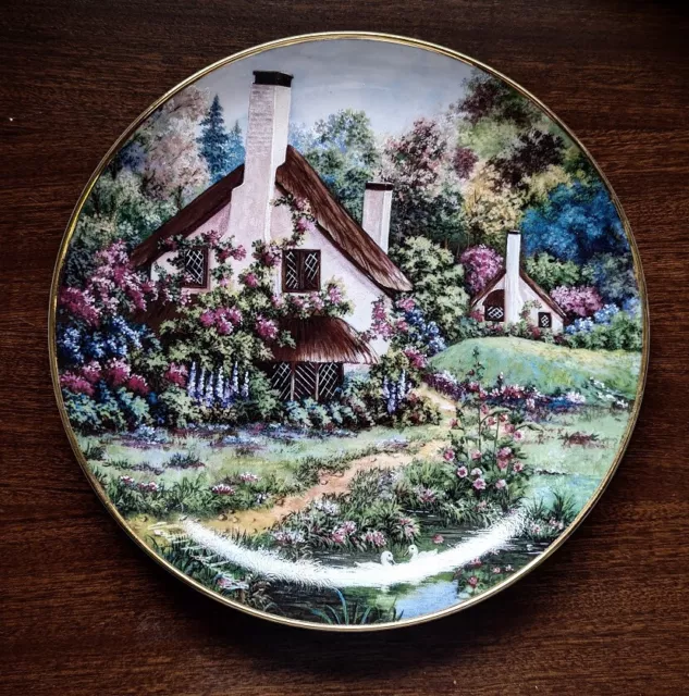 Franklin Mint A Cozy Glen limited edition round collection plate, fine porcelain