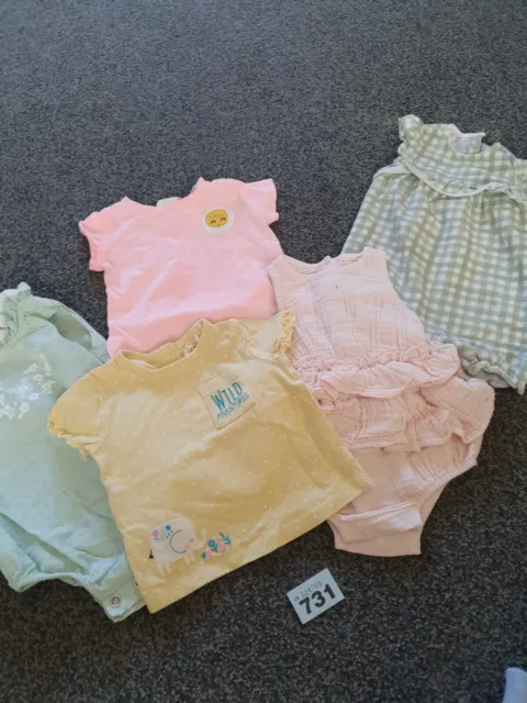 Pacchetto abiti estivi misti per bambine 3-6 mesi (B131)