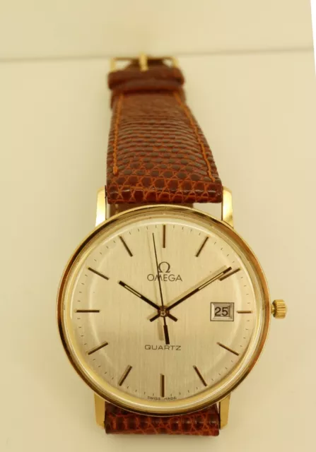 9ct Gold Gents Omega Quartz Watch Great Condition. 33.5mm. NICE1