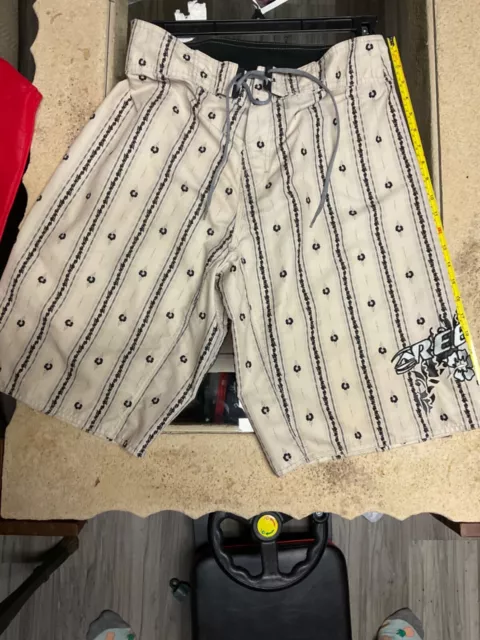 Vintage REEF BOARD SHORTS size 32 great condition volleyball surfing