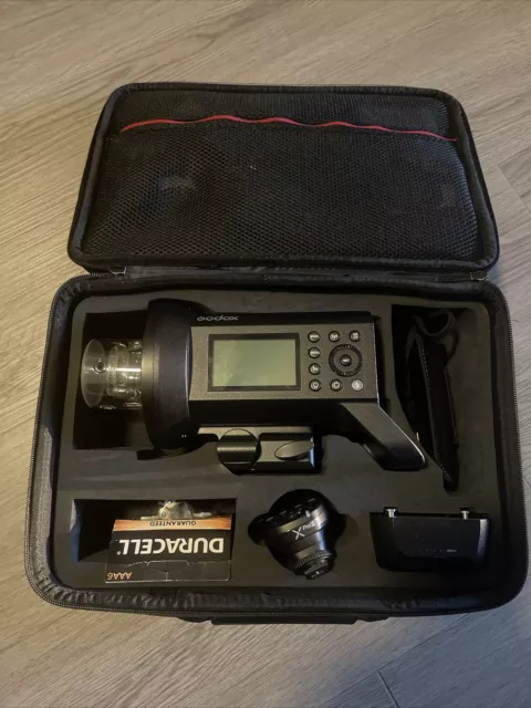 Godox AD400Pro 400Ws TTL All In One Outdoor Flash