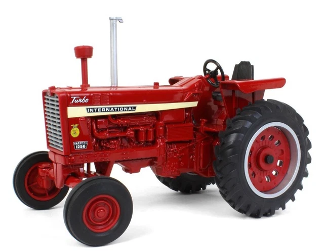 ERTL - Tracteur Case IH Hot-Shot +dépanneuse - 1/32